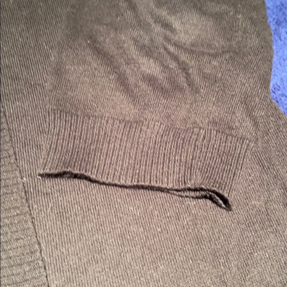 Black offset button sweater - Picture 3 of 4